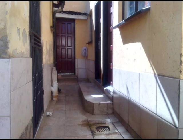 1 BEDROOM HOUSE FOR SALE IN ORLANDO
